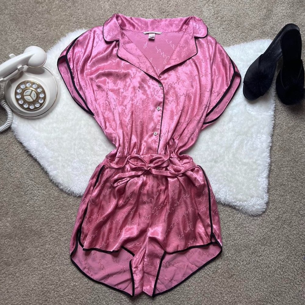 Victoria’s Secret romper/ bodysuit/ teddy / onsie😍 - Picture 2 of 6